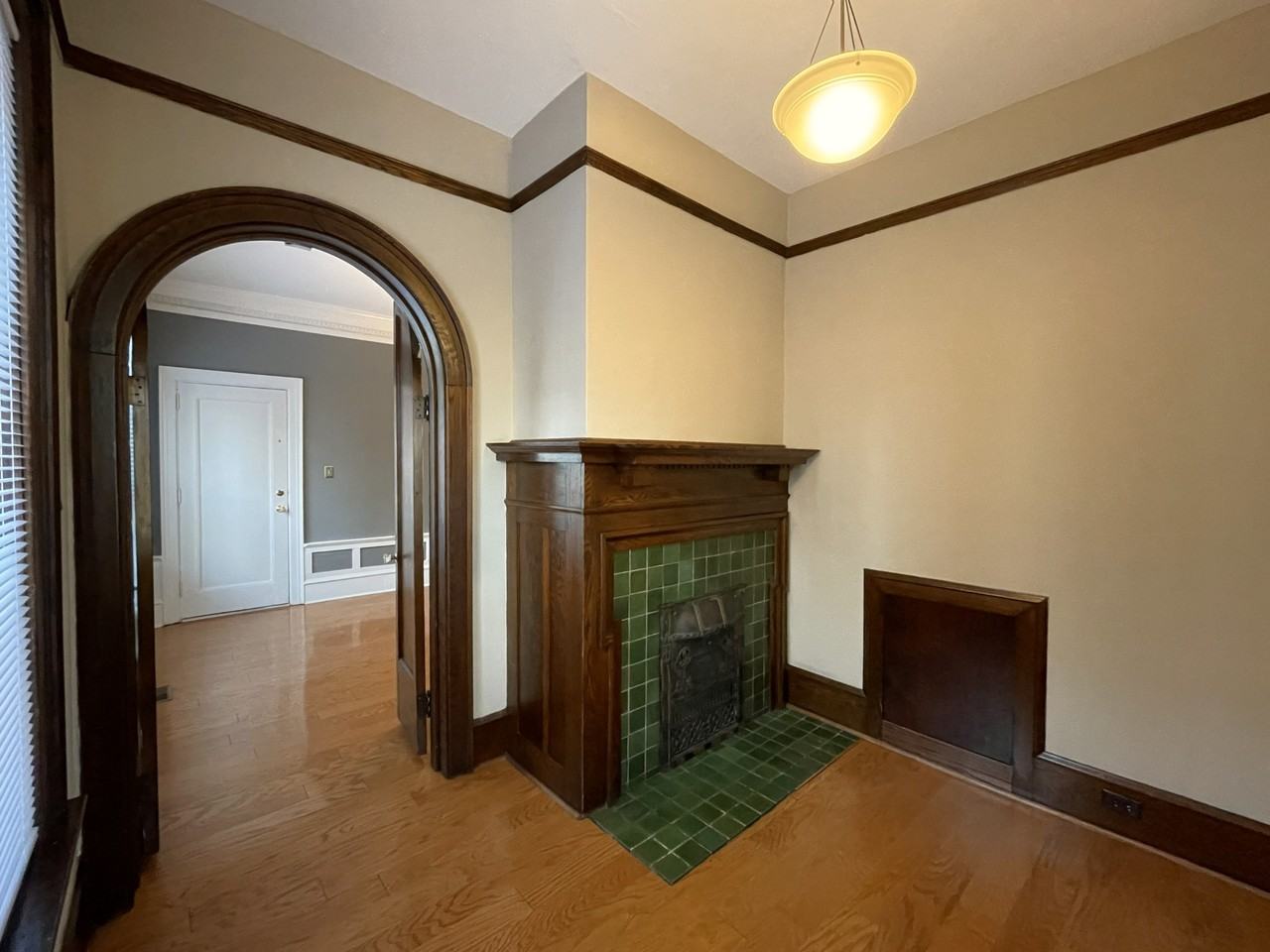 524 W Church St #B - Photo 7 of 24