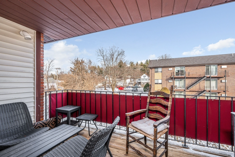 2410 Skyline Dr #11 - Photo 7 of 9