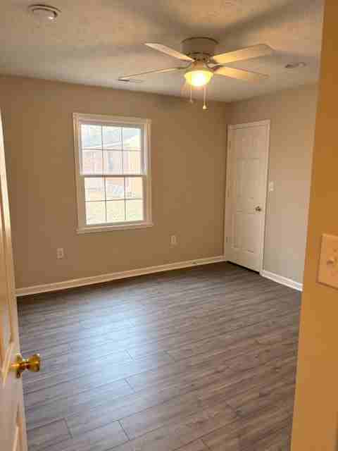 10738 N Park Ave #10738 - Photo 3 of 18