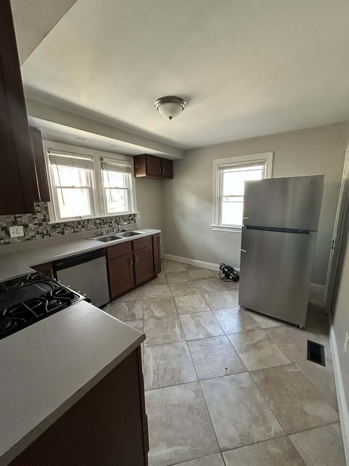 8713 Susan Ave #NA - Photo 2 of 13