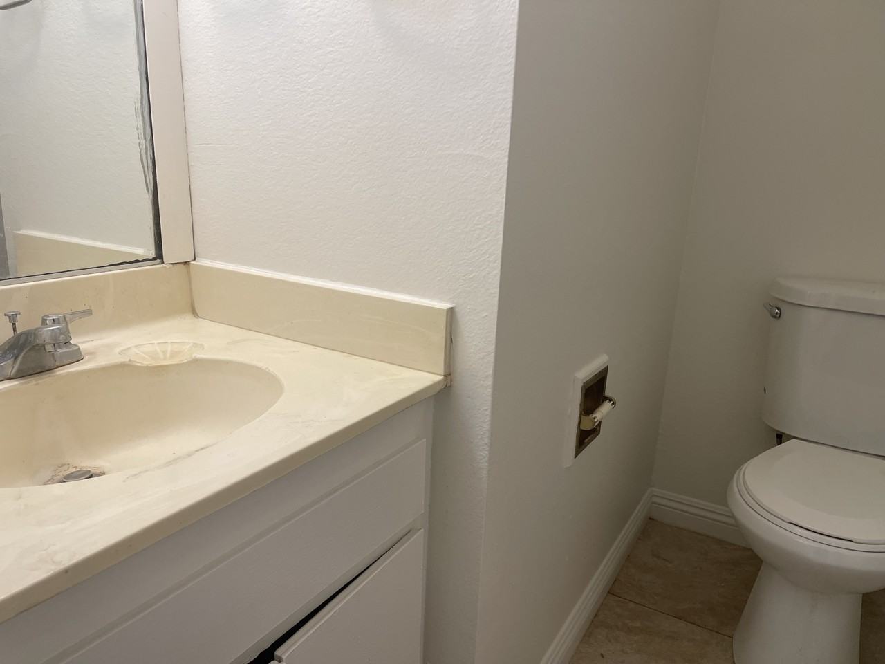 16734 Cedarwood Cir #NONE - Photo 7 of 15