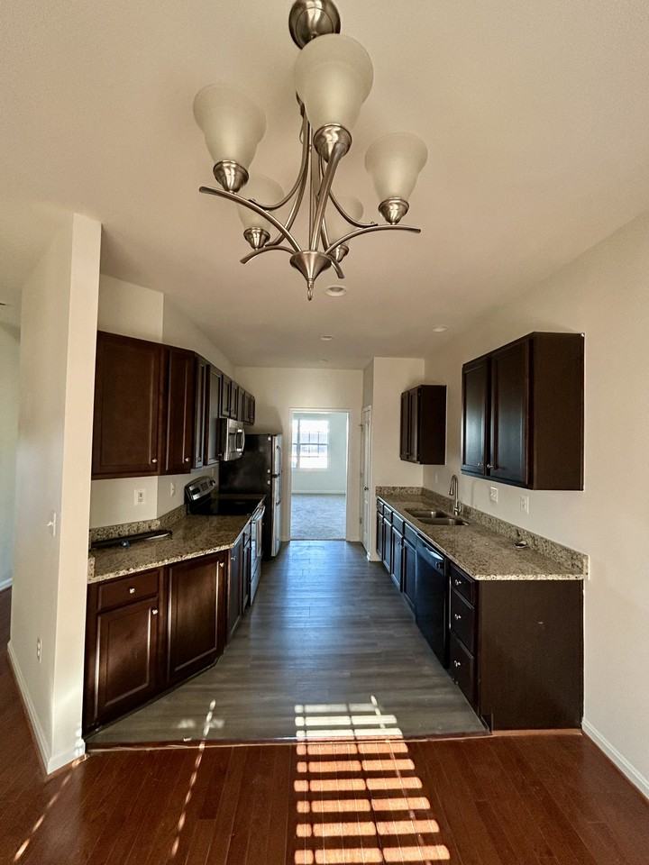 7125 Durrette Rd #NA - Photo 2 of 32