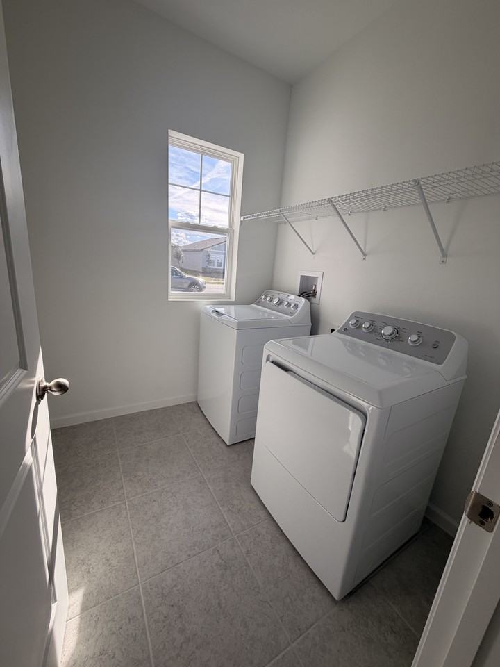 3255 Carnation Ave #NA - Photo 7 of 19