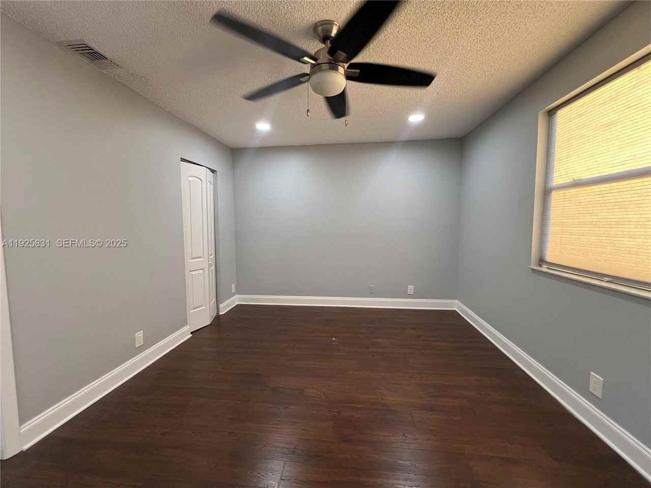 5621 Riverside Dr #203A1 - Photo 7 of 7