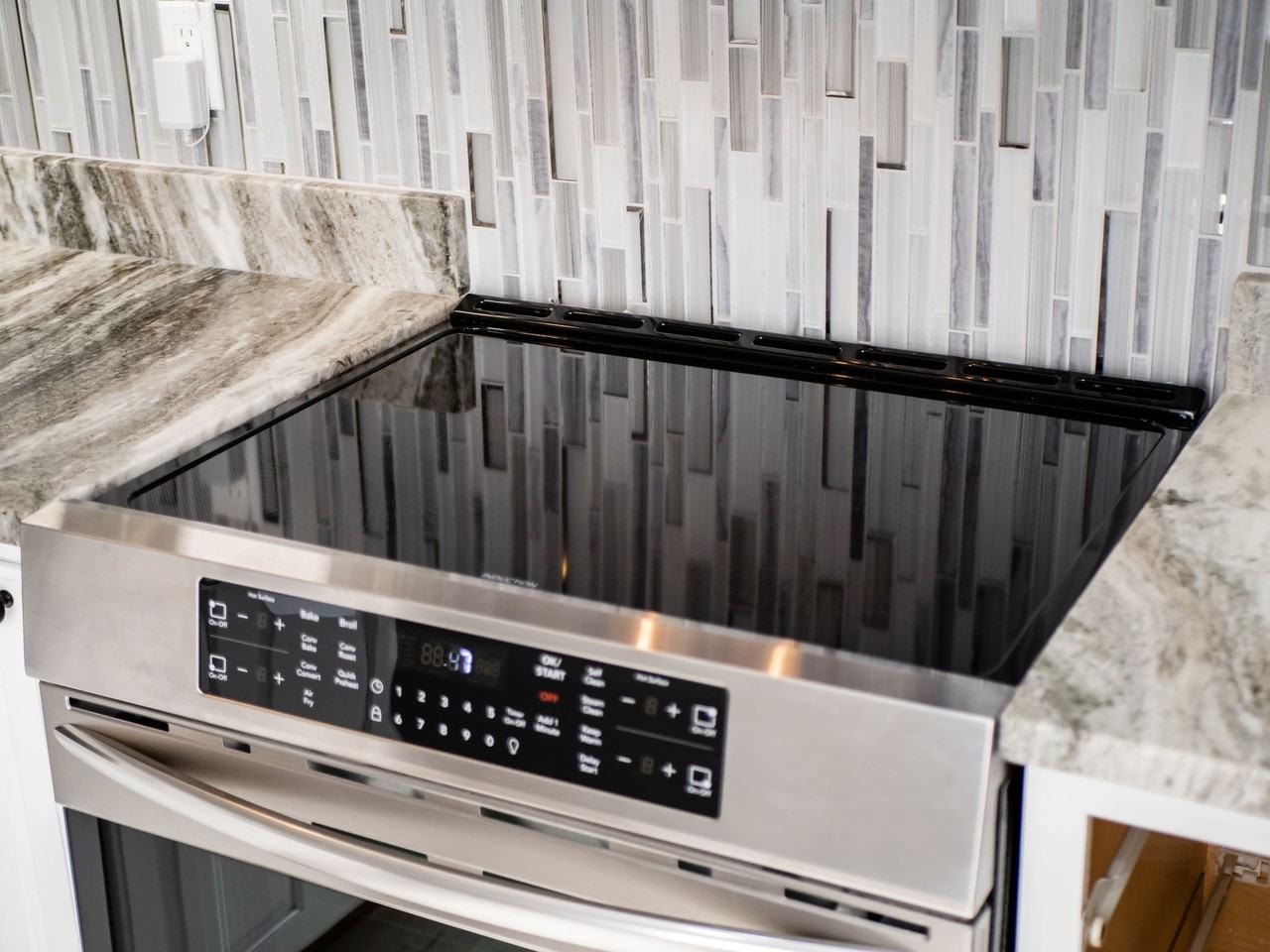 2545 Vanderberg Ave #NA - Photo 7 of 22