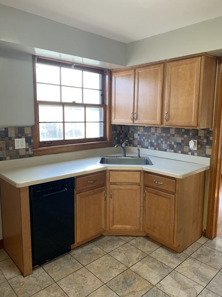 2513 S 18th Ave #NA - Photo 4 of 17