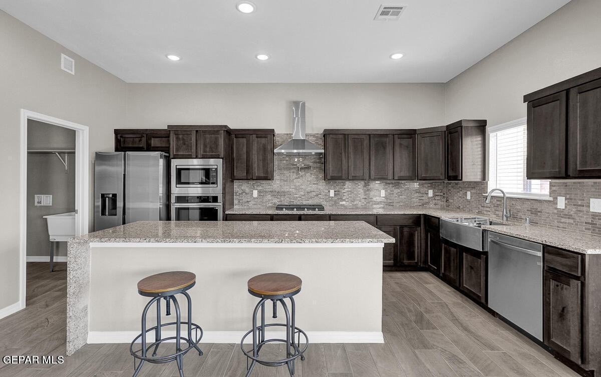 905 Gulf Streams #1 - Photo 3 of 9