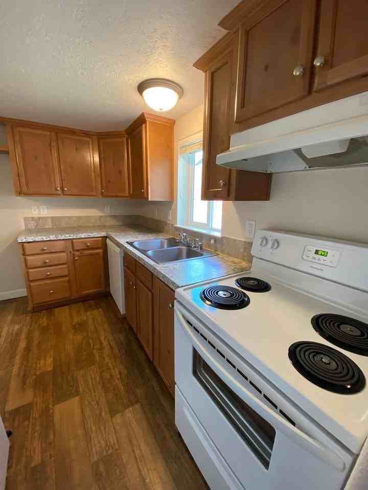 Old West Cabins - Photo 3 of 17