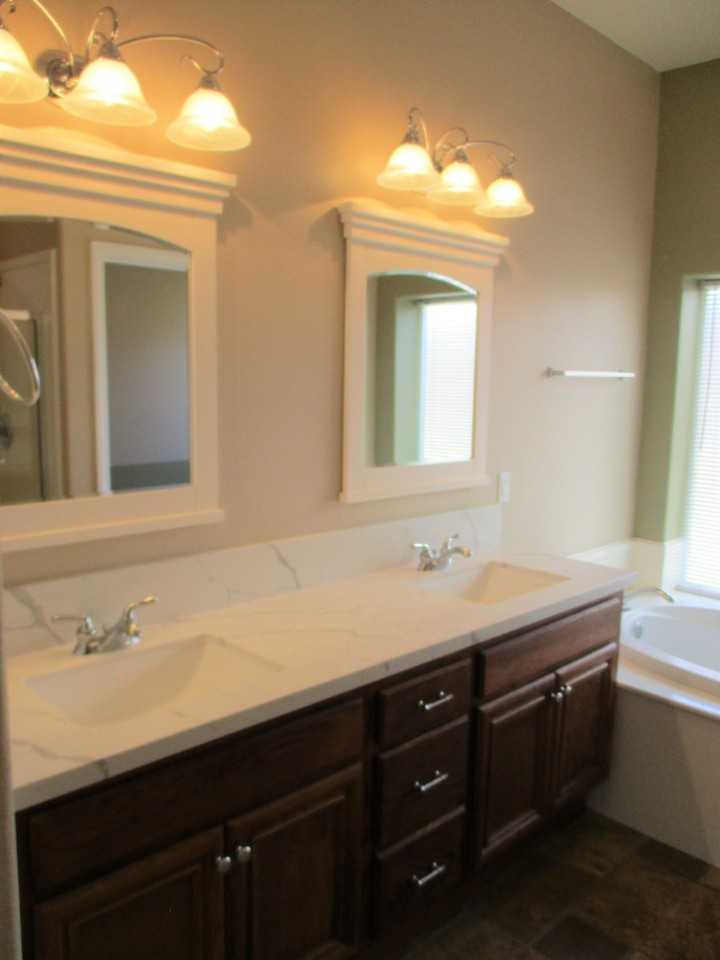 1729 Dancer Pl - Photo 5 of 13