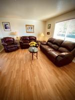 featured image of 1213 Barclay Ln #NA