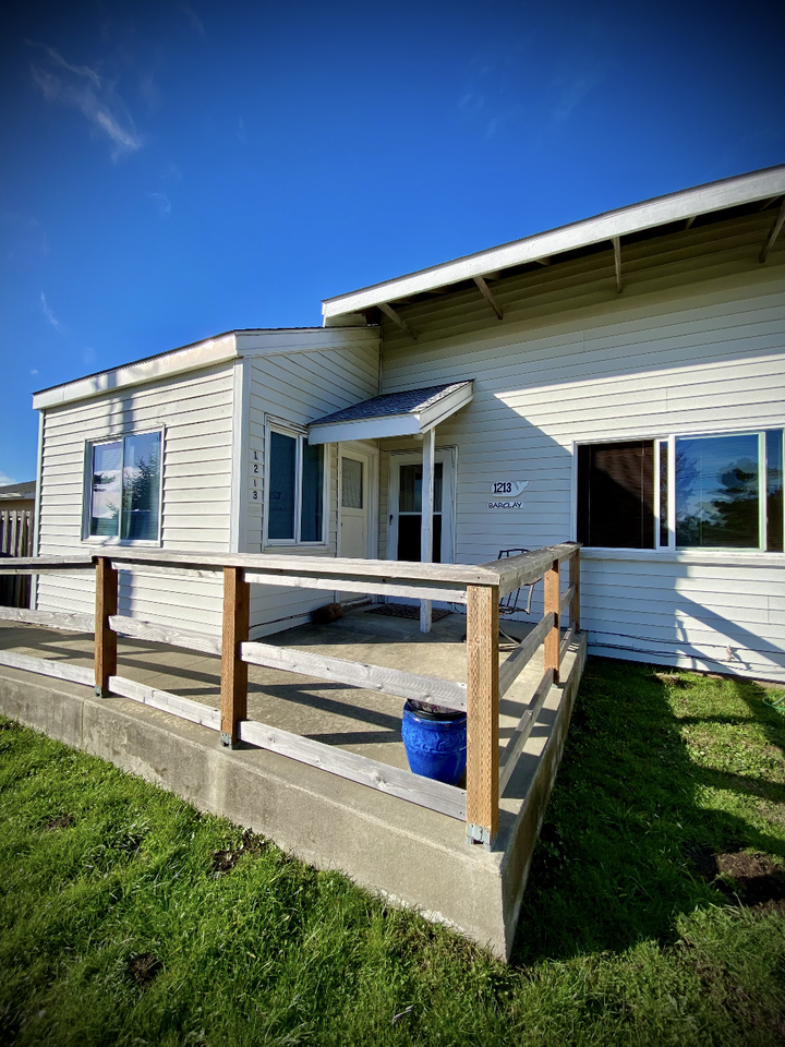 1213 Barclay Ln #NA - Photo 5 of 13