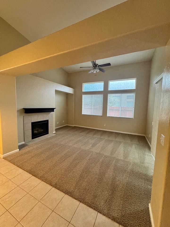 1812 Bella Oaks Way - Photo 7 of 34