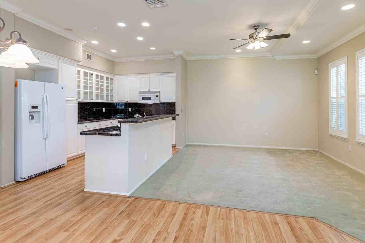 92-1216 Olani St #3 - Photo 5 of 24