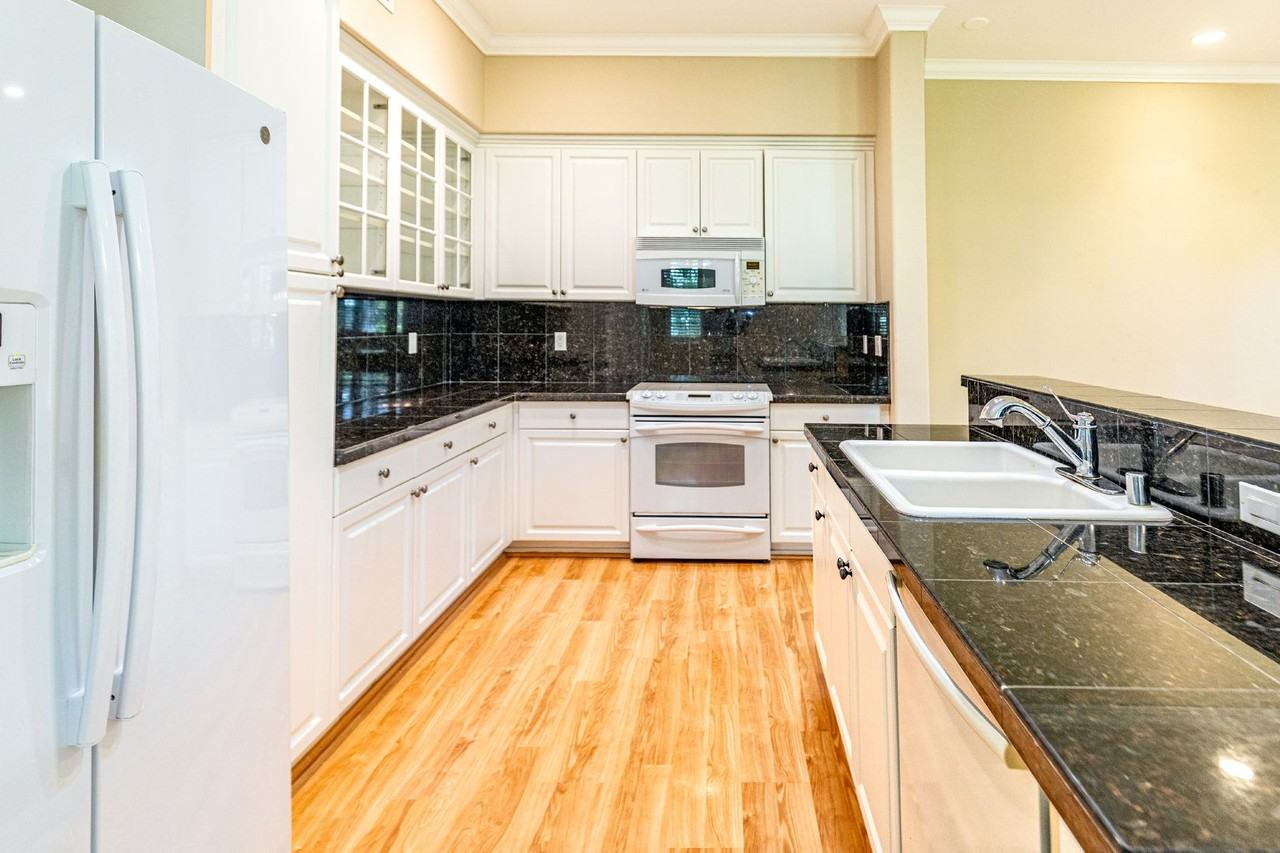 92-1216 Olani St #3 - Photo 7 of 24