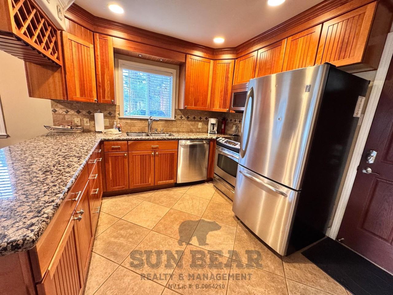 801 Northwood Blvd - Photo 3 of 25