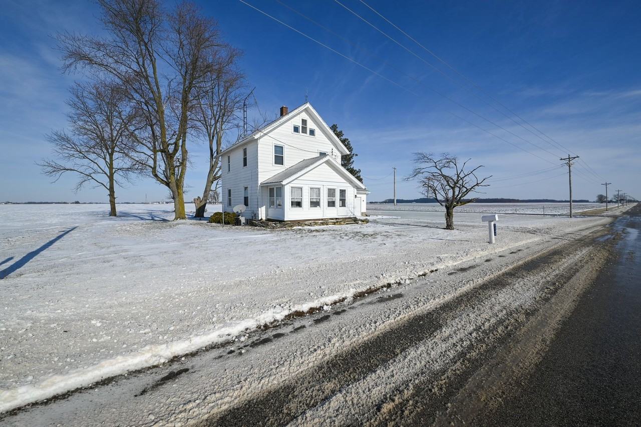 2240 Marseilles Galion Rd E - Photo 4 of 34