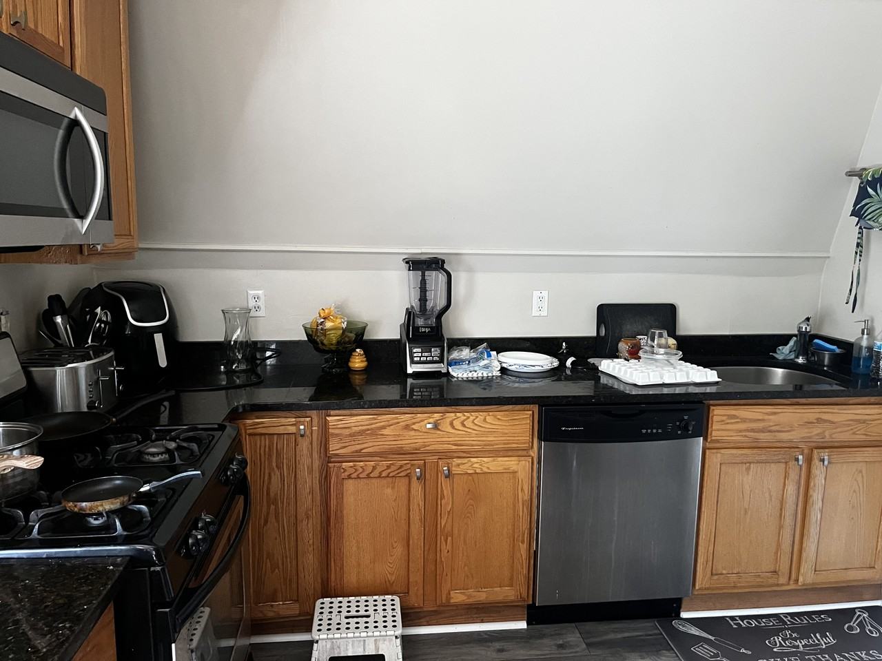 Washington Ave #3 - Photo 5 of 22