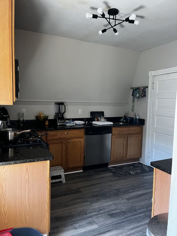 Washington Ave #3 - Photo 6 of 22