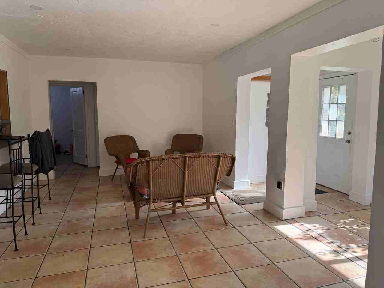 451 Ne 134th St #NA - Photo 4 of 9