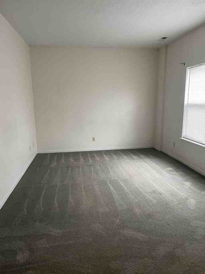 507 Streck Dr #D - Photo 2 of 7