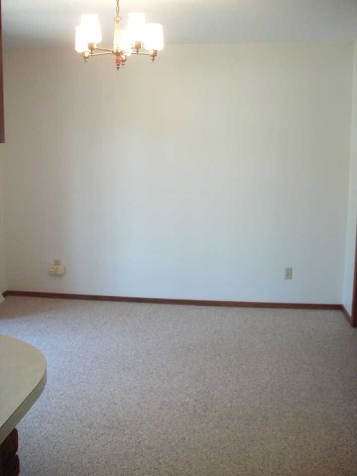 605 N Humbolt Ave #1 - Photo 2 of 14