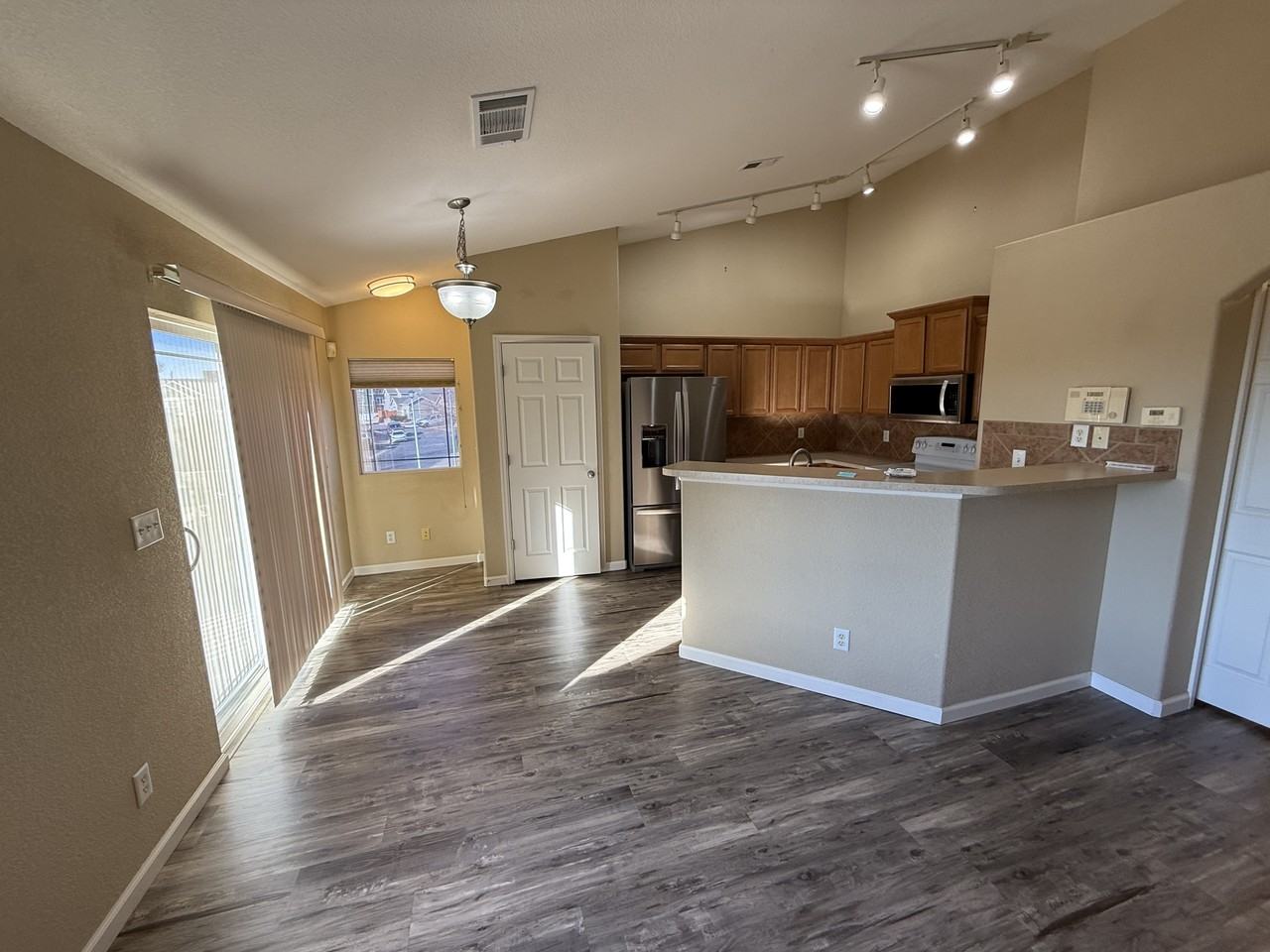 5551 29th St #3421 - Photo 4 of 16