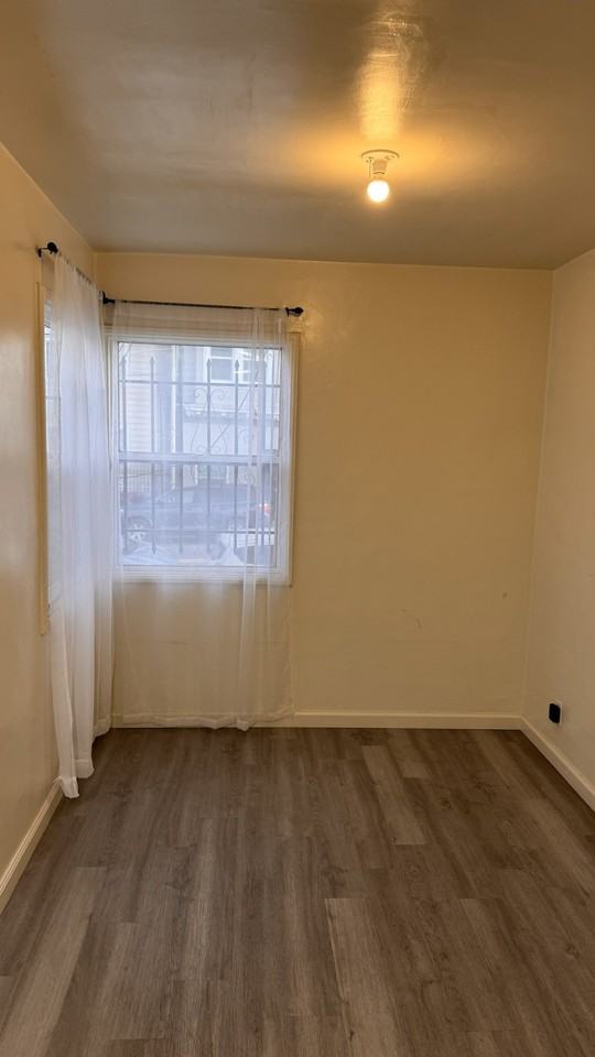 1248 East 15th Street, Unit 1248 - Photo 7 of 12