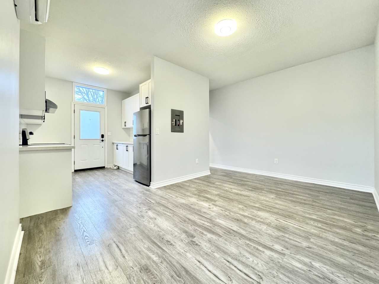 43 - 43 Division Street - 43-2 #43-2 - Photo 3 of 8