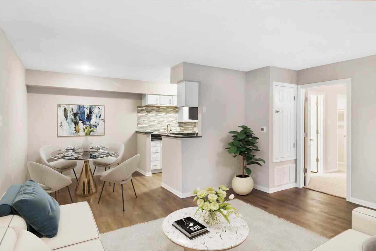 Sage Hollow Apartments - Photo 5 of 11