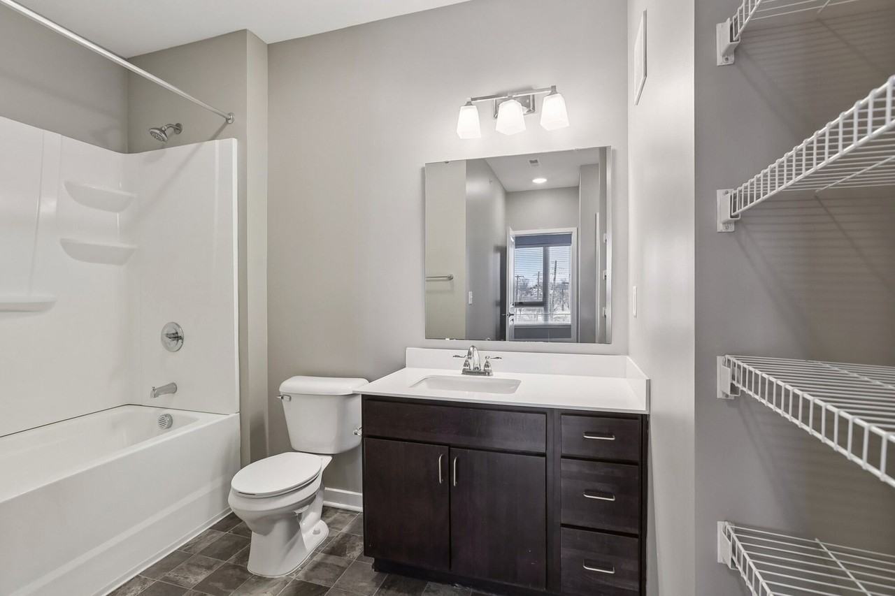 Riverview - Photo 4 of 17