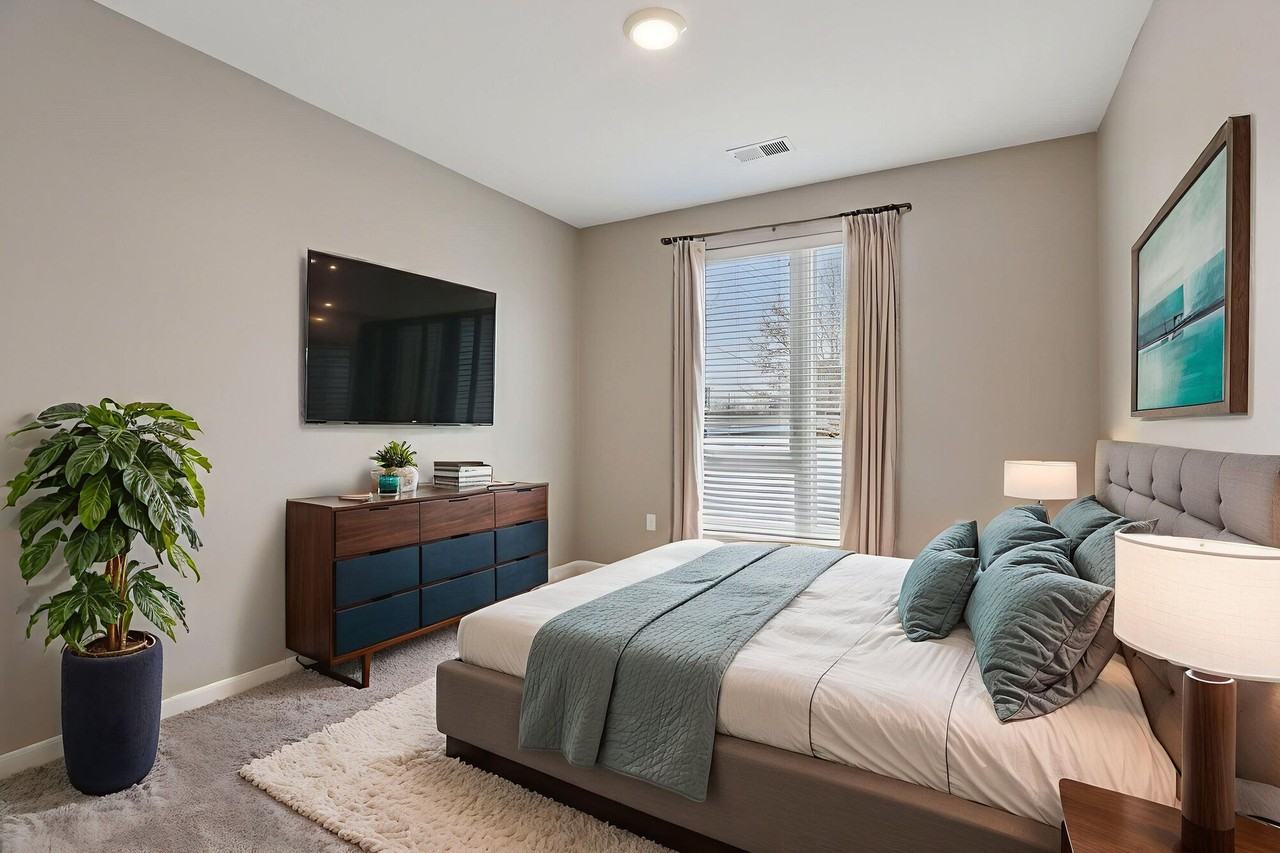 Riverview - Photo 6 of 17