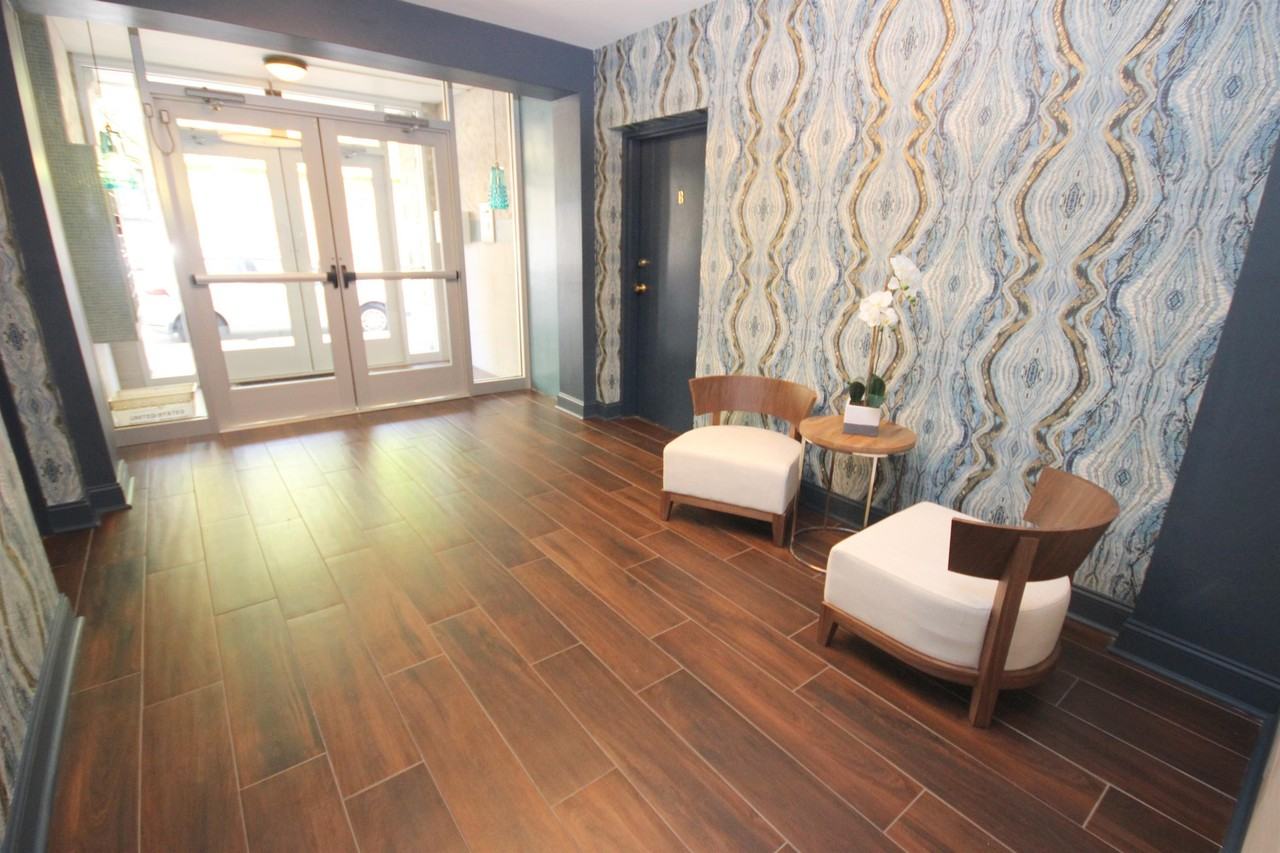 HIGHLAND MANOR APARTMENTS -- 020 - Photo 5 of 33