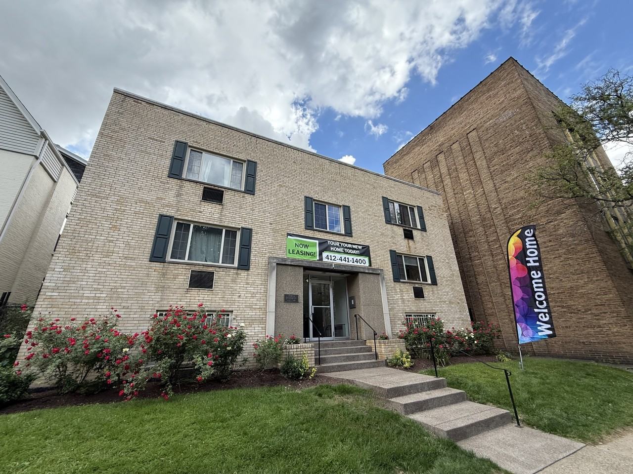 FENWYCK APARTMENTS -- 024 - Photo 6 of 7