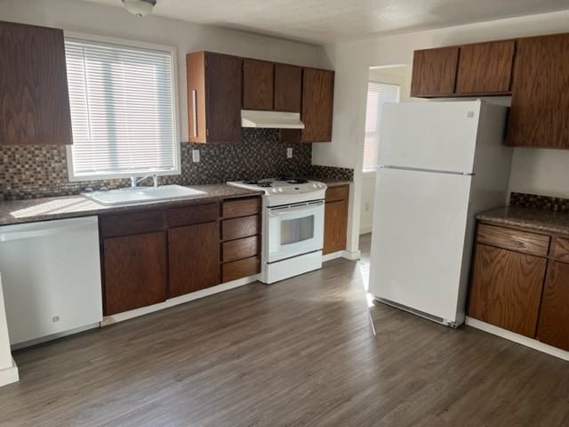 5612 183rd Avenue East - Photo 4 of 14