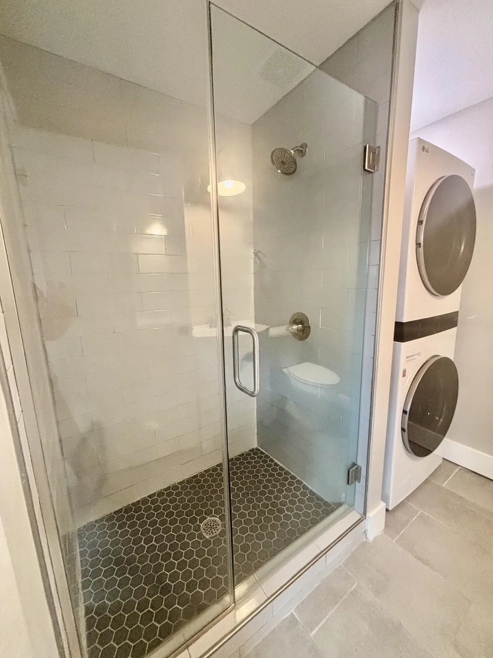 605 Taylor Ave - Photo 5 of 8