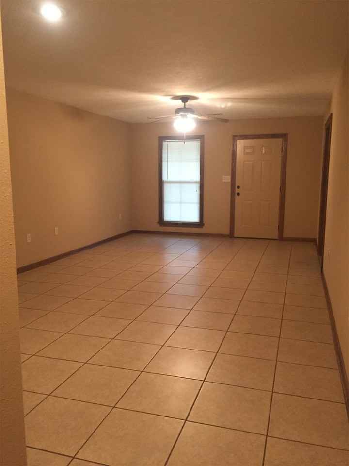 Mossy Villa - Photo 4 of 10