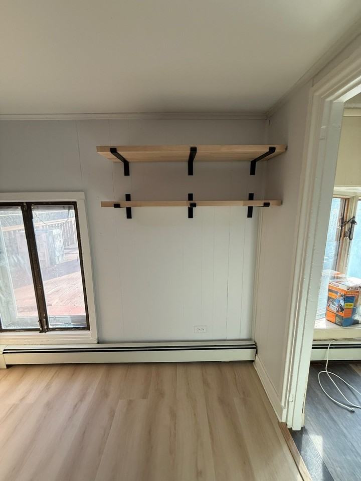 35 Bowen Street - Photo 7 of 34