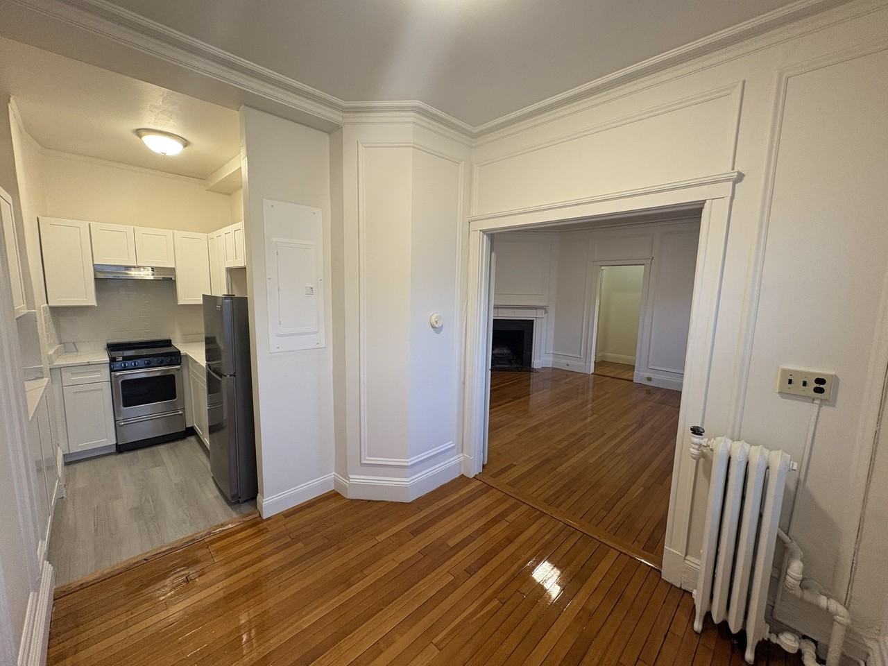 Arsenal Square Trust - Photo 4 of 42