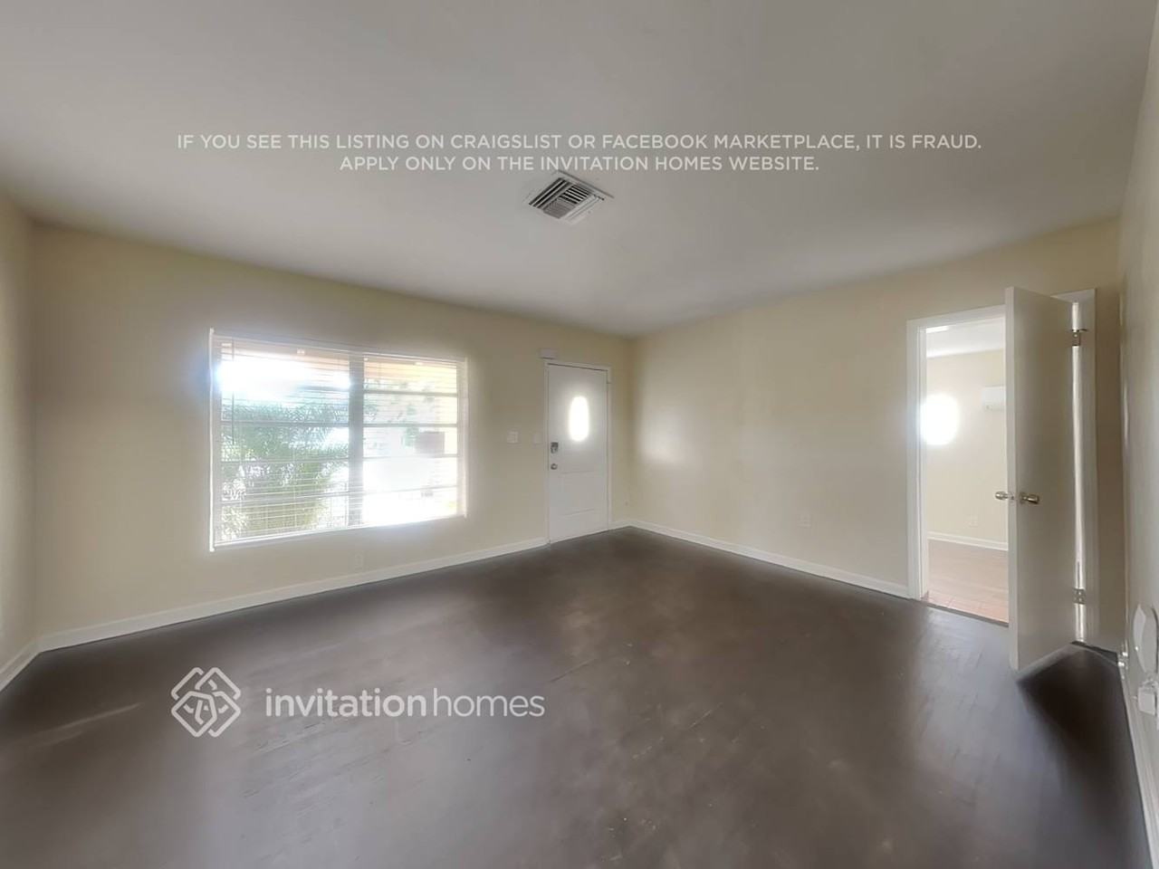 245 Nw 124th St - Photo 3 of 29