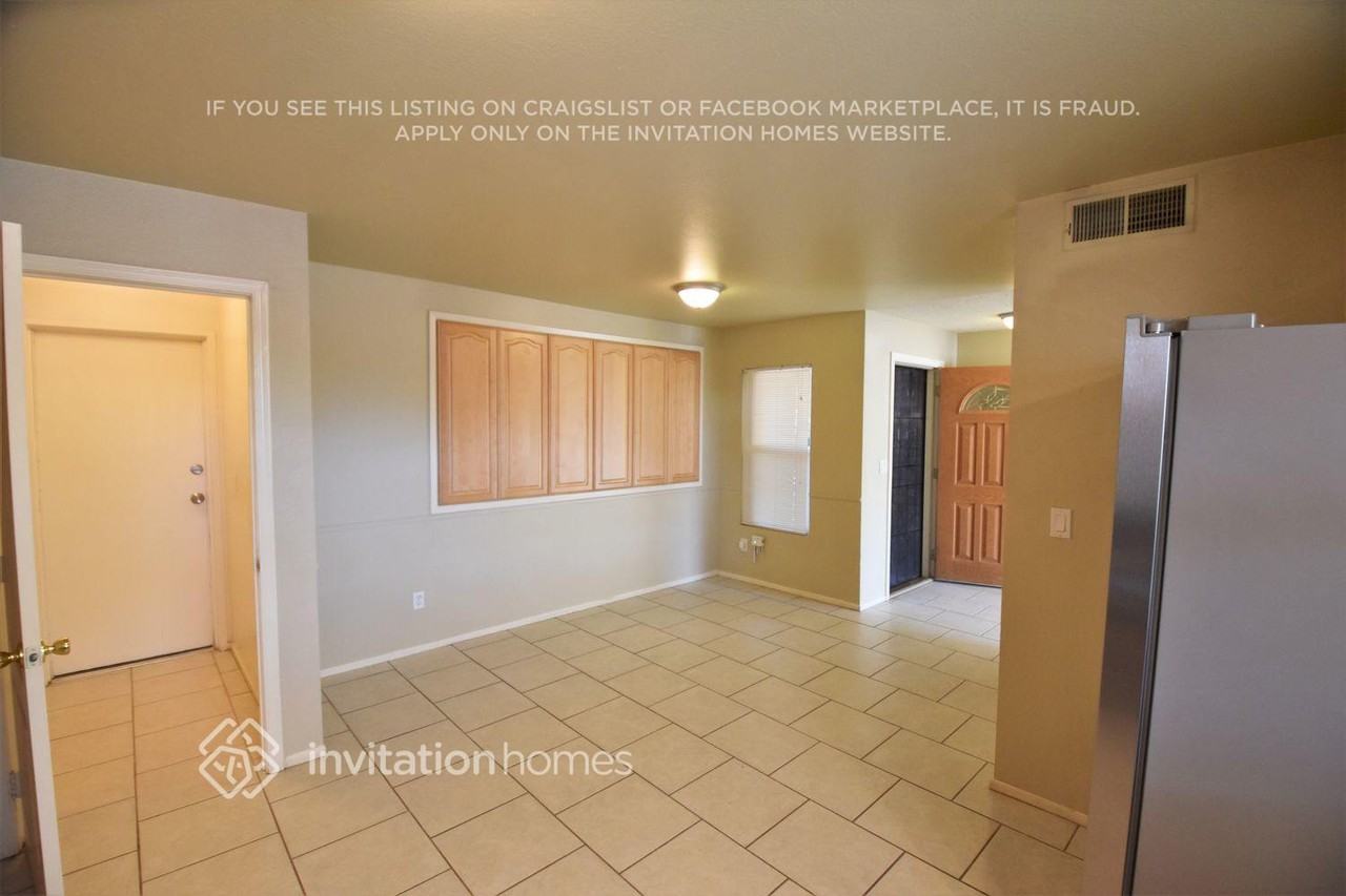 6007 W Banff Ln - Photo 7 of 18