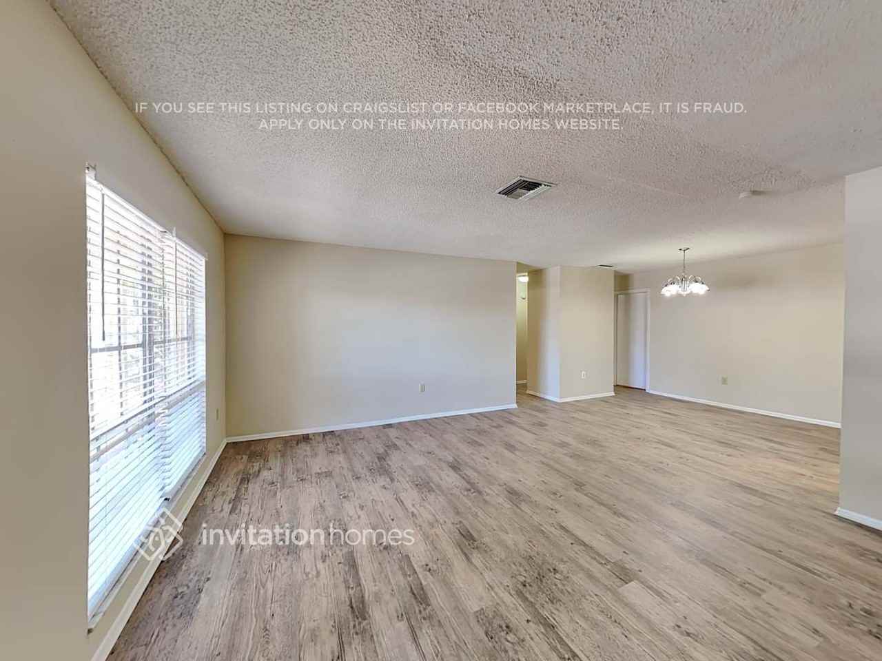 8721 Schrader Blvd - Photo 4 of 18