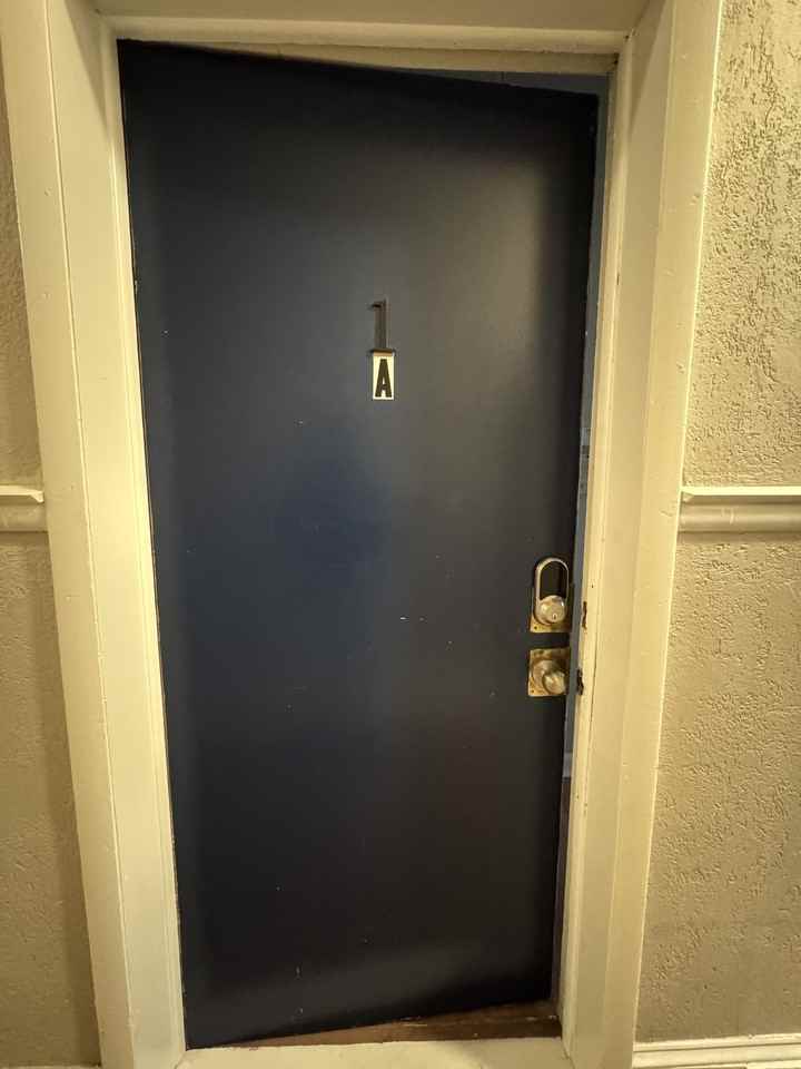 808 S. 10th St - Photo 3 of 9