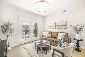 featured image of 1522 N Quail Dr