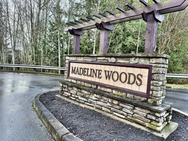 275 Ne Miramar Cir #1 - Photo 2 of 37