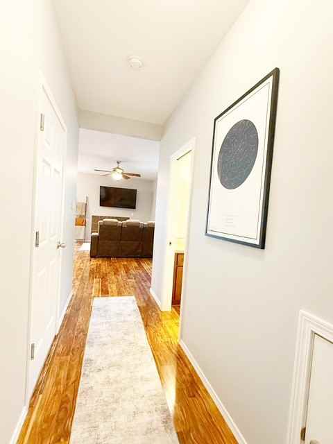 275 Ne Miramar Cir #1 - Photo 6 of 37