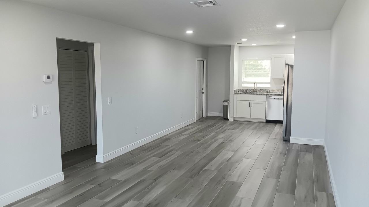 14506 South Tamiami Trail - DUnit D #D - Photo 6 of 18