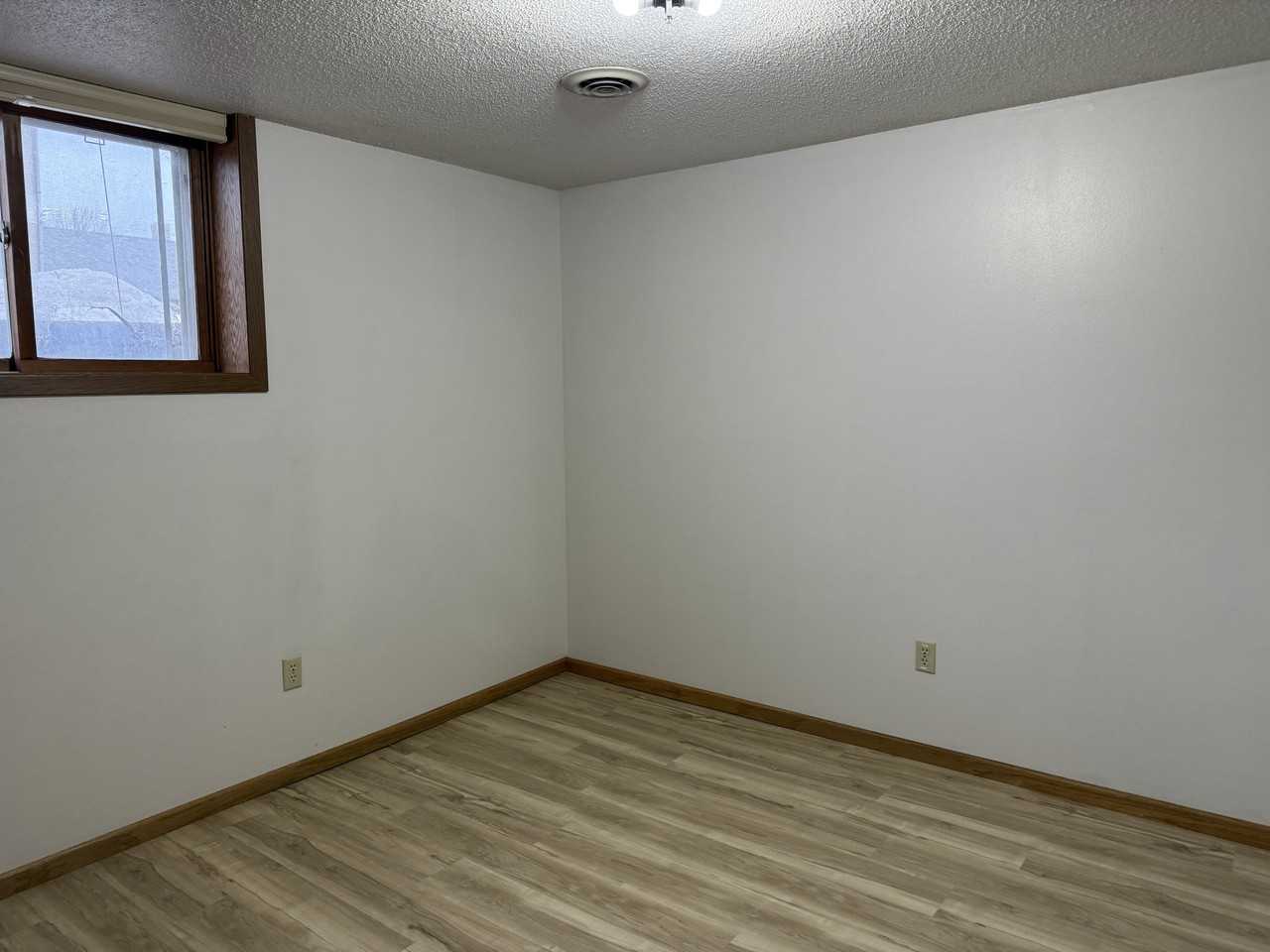 813 N High St #2 - Photo 4 of 6