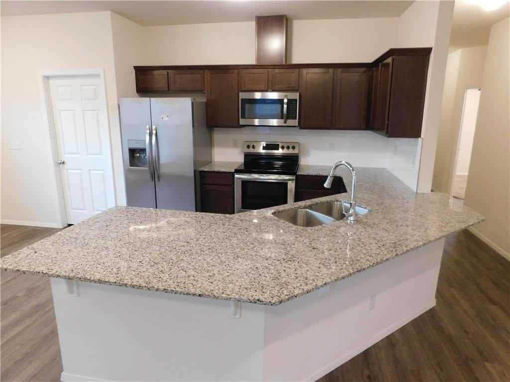 2995 W Azurite St - Photo 3 of 23