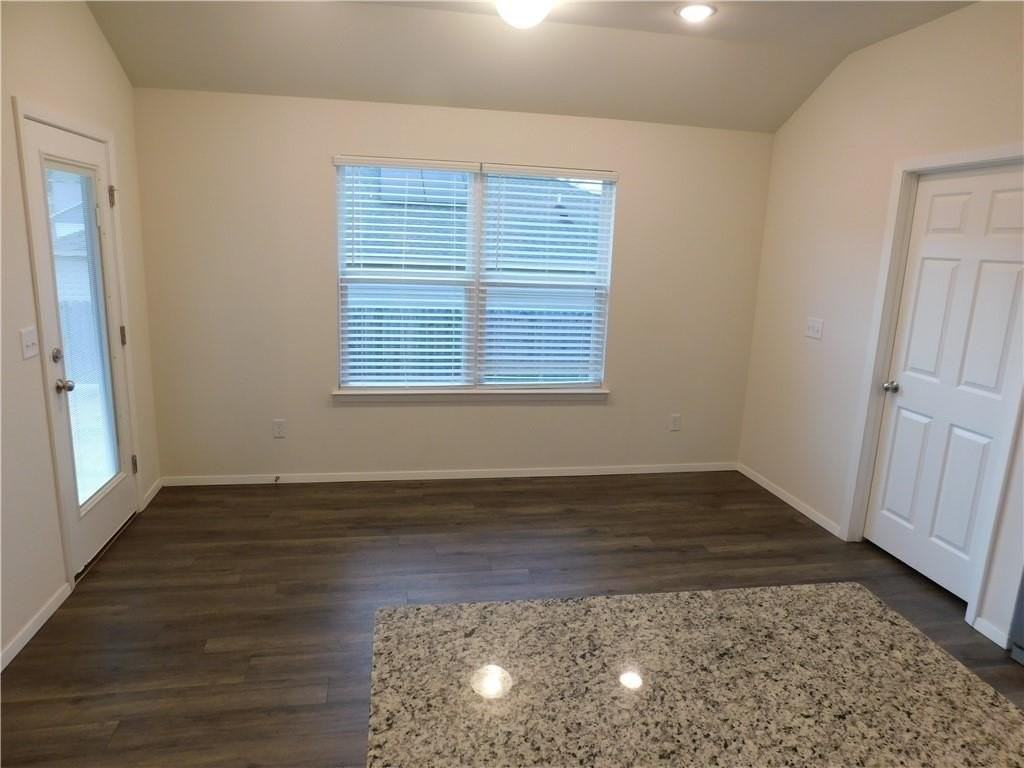 2995 W Azurite St - Photo 5 of 23