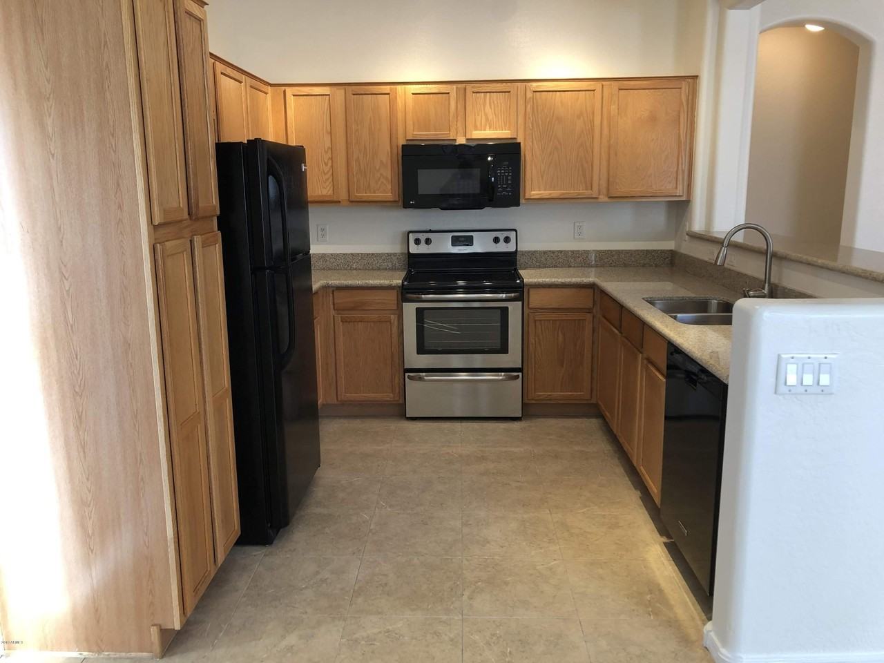 15369 W Acapulco Ln - Photo 6 of 28